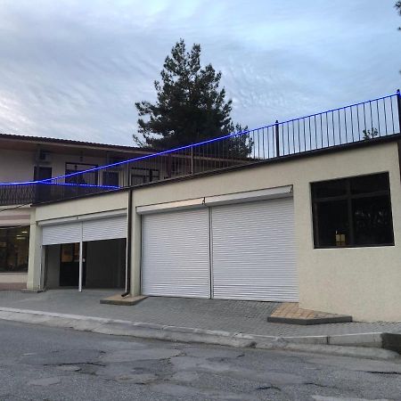 Cafe-Hotel Assir Pizunda Esterno foto