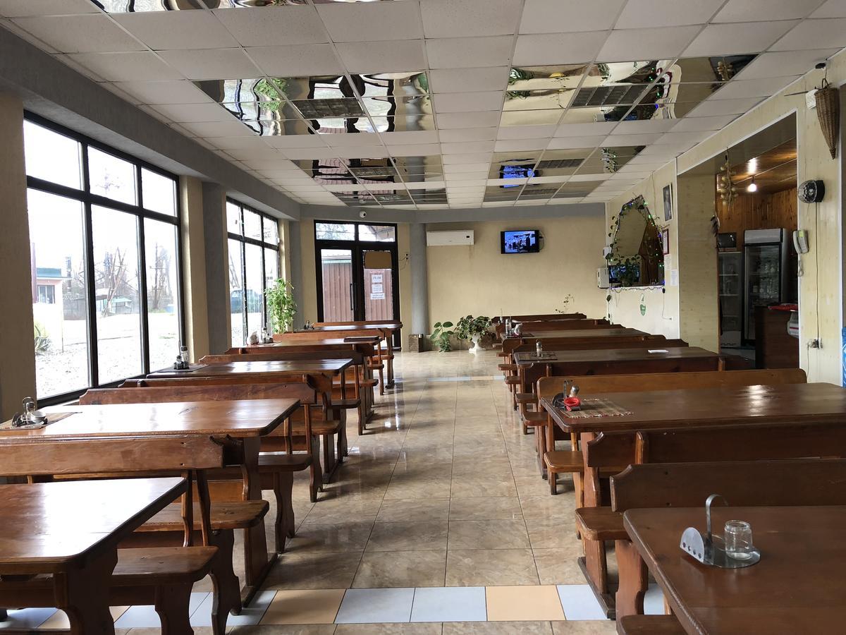 Cafe-Hotel Assir Pizunda Esterno foto
